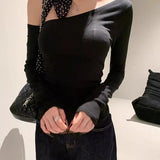 Slanted Shoulder Long Sleeve Bottom Shirt Women Open Shoulder To Shoulder Thin Tops 2025 New Autumn Shoulder Gas Repair Inside