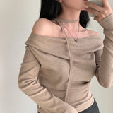 South Korea's New Autumn French Retro Design Pure Lusty Shoulder Temperament Thin With Long-Sleeved T-Shirt Girl