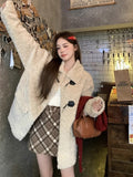 Winter Cute Little Fragrant Wind Collar Lamb Wool Coat Women 2026 New Small Loose Thicken Warm Cotton Clothes