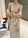 Women's Three-Piece Hepburn Style Tuxedo Knitted Shawl Half-Dress Early Autumn Knitting Set