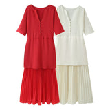Spring New Two-Color Knitted Knitted Folding Skirt Dress