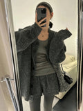 Korean Wears A Set Of Women's Early Autumn And Winter New Lazy Style Knitted Knitted Cardigan + Fashion Shorts Two Sets