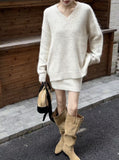 Large-Size Gray Knitted Set Of Women's Autumn And Winter New Korean Version Of Loose V-Neck Sweater High-Waisted Half Skirt Two-Set