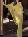 Great-Looking Gentle Wind Early Autumn Wear A Set Of Women's Lazy Knitted Shirt To Close The Waist Sling Dress Set