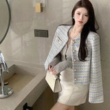 Small Fragrant Woven Coat Women's Autumn And Winter 2025 New French Temperament Loose Pearl Buckle Shirt Short Top